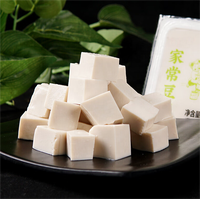 Tofu soyeux réfrigéré en boîte Durée de conservation de 6 mois Fromage tofu garanti par la technologie dans un emballage Tetra