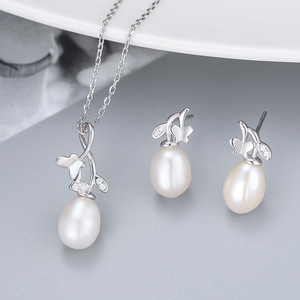 Nuevo juego de perlas de plata S925, elegante y exquisito juego de joyas DIY de mariposa para mujer, venta al por mayor del fabricante - Product Image 1