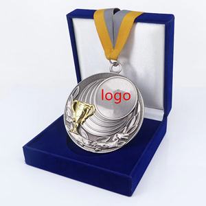 Médailles de course de marathon avec logo personnalisé, médailles commémoratives, récompenses en métal or, argent, bronze - Product Image 1