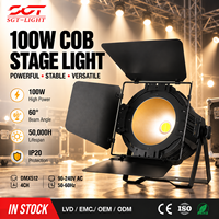 Projecteur Fresnel LED COB 100W Double CCT Blanc Chaud et Froid 2-en-1 DMX512 4 Canaux en Aluminium Moulé Sous Pression Sans Scintillement pour le Cinéma