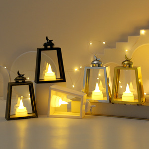 Nouvelle lanterne à vent trapézoïdale en plastique avec éclairage LED de style européen, porte-bougie pour la décoration de fêtes, bar rétro - Product Image 3