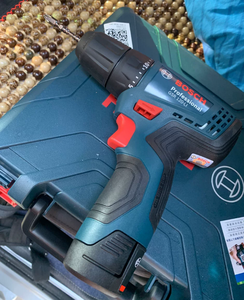 Perceuse-visseuse sans fil <span class=keywords><strong>BOSH</strong></span> GSR120-LI - Visseuse électrique sans balais avec batterie lithium-ion pour projets domestiques et de bricolage - Product Image 5