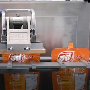 स्वचालित शहद जैतून का तेल दूध की थैली पैकेजिंग पैकिंग मशीन उपकरण