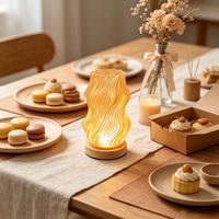 Lámpara de Mesa LED Moderna Ajustable con Base de Madera, Regulable, Alimentada por USB, Pantalla de ABS Flexible, Simple para Espacios Pequeños