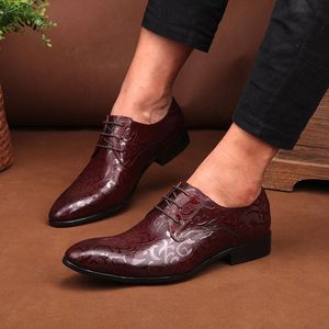 Luxurious Broke Leather <b>Pointed</b> Toe Formal Shoes for Men-Lace-Up Brown Autumn Waterproof-Wedding Party Use - Product Image 3