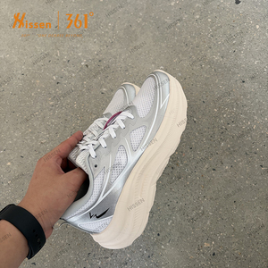 Chaussures 361 Degrees en stock aux États-Unis, disponibles en toutes tailles, avec une grande quantité en stock - Product Image 1