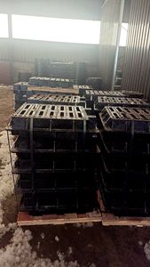 중국 공장에서 직접 금속 격자가 있는 하이 퀄리티 연성 철 주조 맨홀 커버-프리미엄 주조 서비스 - Product Image 6