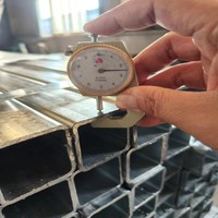 Tuyau en acier galvanisé ERW carré de haute qualité à bas prix avec norme BS, application pour conduites de pétrole et services de découpe/soudage