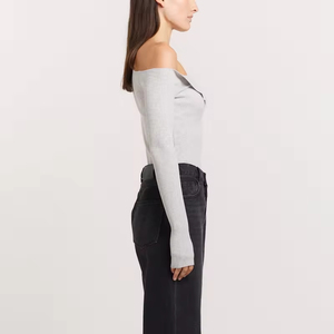 Logo personnalisé nouveau design femmes mode doux luxe tricoté haut côtelé 100% viscose asymétrique <span class=keywords><strong>décolleté</strong></span> tricots <span class=keywords><strong>pull</strong></span> femmes - Product Image 2