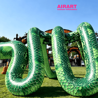 Arche d'entrée gonflable géante en forme de serpent vert, tunnel gonflable de serpent aux grandes crocs pour la décoration d'événements extérieurs et de parcs à thème d'Halloween