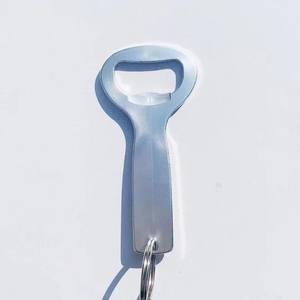 HUAJU INDUSTRIAL Personalizado Aleación de aluminio Bullet Metal Cap Abrebotellas Diseño de llavero único - Product Image 4