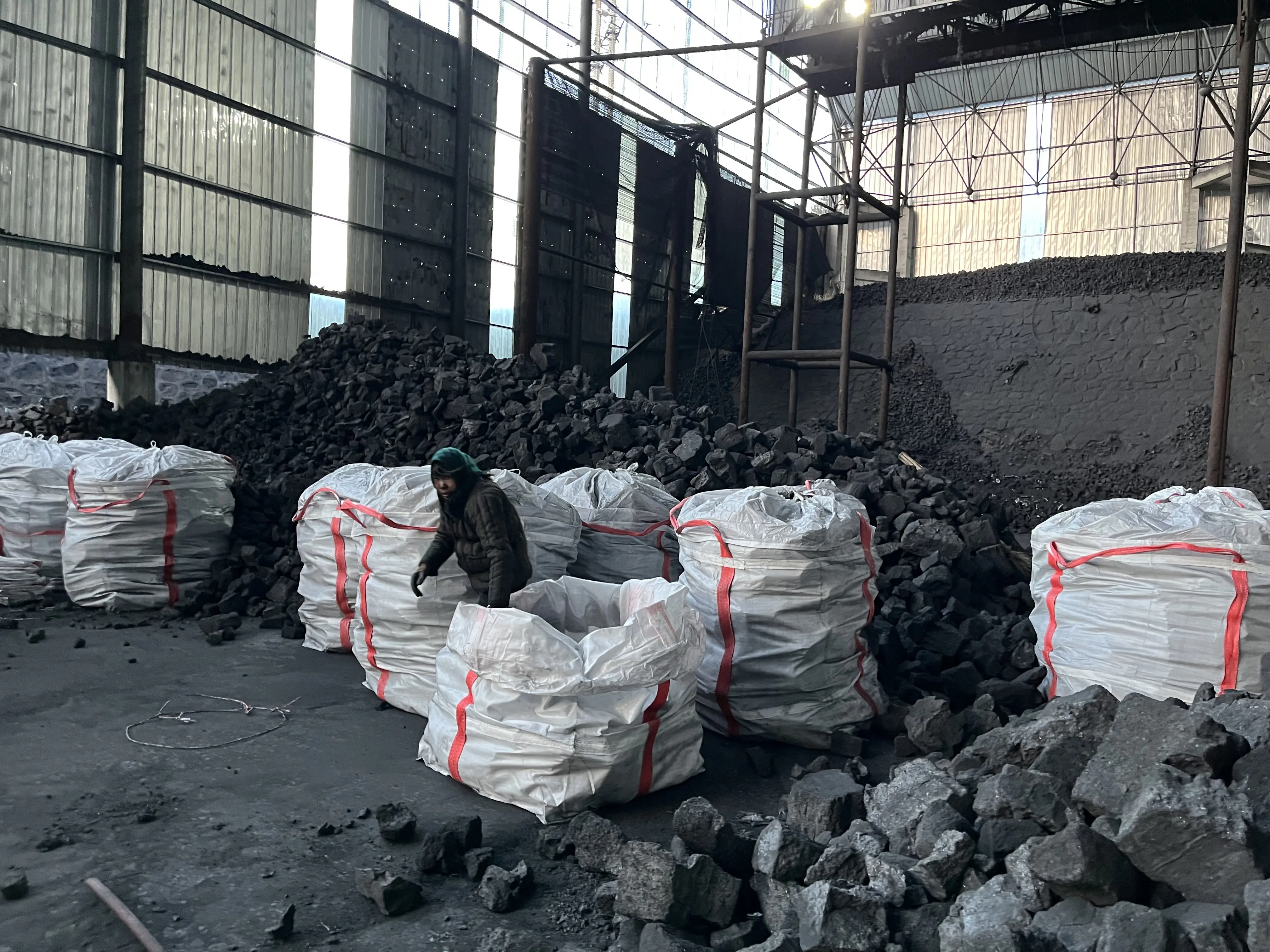 Foundry Coke/High Coke/Hard Coke 120-220mm at Low Price