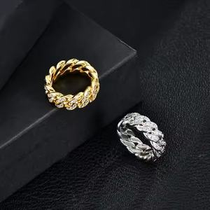 Nouvelle conception Bague en or avec pierres CZ pavées en laiton, bagues cubaines épaisses pour femmes et hommes, vente en gros, accessoires de bijoux hip-hop - Product Image 5