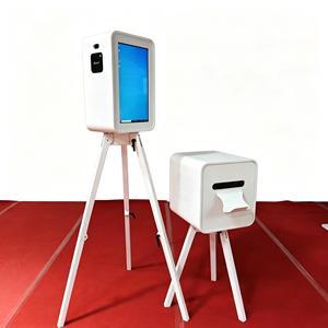 Cabina de Fotos Comercial de Madera con Soporte para Trípode, Impresión Instantánea DNP DS620, Kiosco de Fotos - Product Image 2