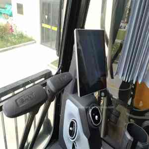 เครื่องขุดตีนตะขาบ200C มือสอง - Product Image 4