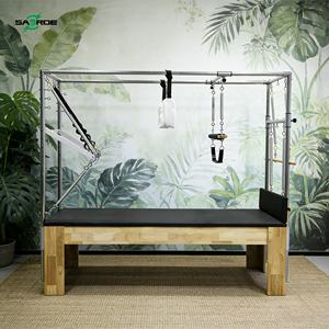 Equipo Multiusos para Cama SAERDE, Reformer de Media Torre Ajustable, Torre de Madera Duradera para Entrenamiento de Yoga, Cadillac - Product Image 1