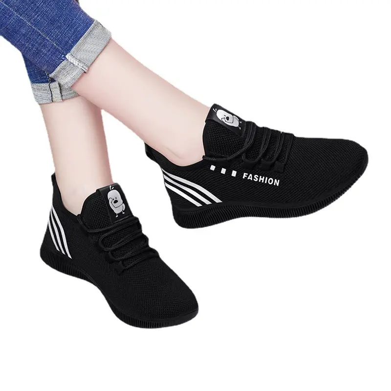Yongge yeni moda marka kadın ayakkabı siyah ayakkabı kadın rahat yumuşak taban anti-skid anne spor nefes örgü ayakkabı