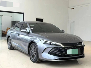 BYD Qin L DM-i 2024, Modelo Beyond 80KM, SUV Eléctrico de 5 Plazas, Motor Único, Batería de 94.3kWh, Autonomía de 501-600km - Product Image 3