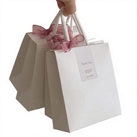 Boîte cadeau pour biscuits classiques, boîte cadeau exquise pour bonbons, boîte cadeau en papier blanc pour chocolat avec poignée
