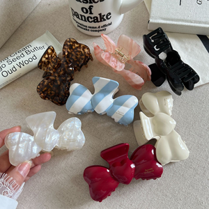 Schattige Boog Kleur Blok Acetaat Haarklauw Clip Voor Vrouwen Boho Updo Bun Grip Accessoire Met Zoete Haai Design - Product Image 1