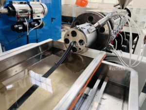 Línea de Producción de Juntas/Tiras de Sellado Blandas y Rígidas de PVC/TPE/TPU/<span class=keywords><strong>TPV</strong></span>, Máquina de Tiras de Sellado Transparentes de PVC - Product Image 4