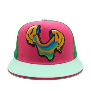 Gorra Trucker Snapback de Visera Plana con Logotipo Bordado Personalizado, Estilo Deportivo y Moderno para Cabezas Grandes, Tela Oxford Estampada, Logotipo de Goma - Product Image 2