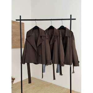 Manteau <span class=keywords><strong>trench</strong></span> pour femme, style rétro automne français, grand col montant, épaules larges, <span class=keywords><strong>court</strong></span>, double boutonnage, ceinture à nouer, doublure en polaire - Product Image 4