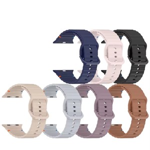 Cinturino in Silicone 49mm 45mm 44mm 42mm Traspirante Sportivo alla Moda per Smartwatch con Fibbia a Perno Serie 10 9 8 <span class=keywords><strong>Ultra</strong></span> 14 Colori - Product Image 4