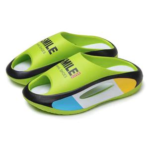 2023 All-match hommes et femmes antidérapants à l'extérieur pour porter des pantoufles de plage de bain - Product Image 3