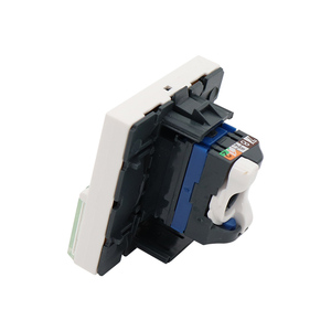 Para <span class=keywords><strong>Legrand</strong></span> tipo francés 45*45mm Keystone Jack <span class=keywords><strong>CAT6A</strong></span> UTP piezas de telecomunicaciones instalación sin herramientas RJ45 Cat6 UTP Keystone Jack 45*45 - Product Image 3