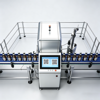 Ligne d'étiquetage automatique de bouteilles de bière avec inspection visuelle, rejet des bouchons défectueux, traçabilité à trois codes pour carton/palette