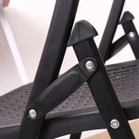 Chaise pliable bon marché pour étudiants avec table d'écriture pliante en plastique et étagère en métal et acier pour l'école et le bureau