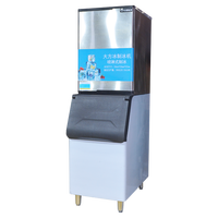 Machine à glace commerciale à cube solide 200kg par jour Type de pulvérisation d'eau 28X28X32 avec noyau de pompe à compresseur 220v pour café