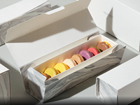 Ensemble de boîtes d'emballage en papier blanc personnalisables pour boulangerie et desserts avec style tiroir et design de poignée