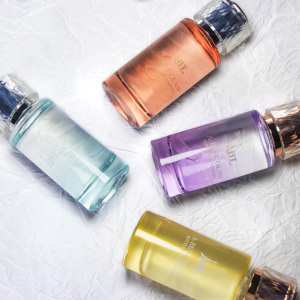 Flacons de parfum cylindriques en verre dégradé de luxe en gros - 30 ml, 50 ml, 100 ml - Teinte violet/or avec vaporisateur pompe - Product Image 4