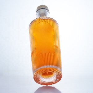 Vente en gros d'étiquette personnalisable bouteille en verre de 500ml 700ml 750ml Gin Whisky Rhum Tequila Vodka bouteille en verre avec liège - Product Image 4