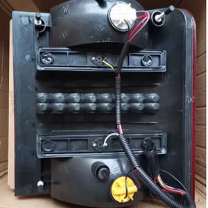 Feu arrière LED pour autocar diesel, pièce d'origine usine, très demandée, avec lentille <span class=keywords><strong>PC</strong></span> et boîtier ABS pour autobus. - Product Image 4