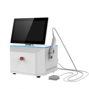 Appareil de micro-aiguilletage radiofréquence avec pression négative par aspiration pour le raffermissement de la peau - Product Image 4