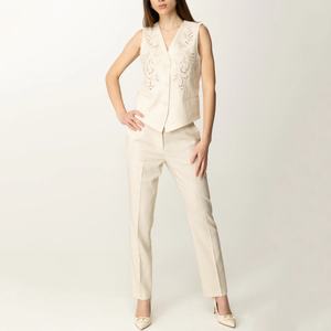 Conjunto de Dos Piezas de Verano para Mujer, Chaleco con Botones y Pantalones de Lino Bordados, Estilo Casual, Venta al Por Mayor - Product Image 1