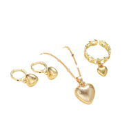 Ensemble de bijoux pour femmes, 4 pièces, plaqué or, style punk simple, collier, bagues, boucles d'oreilles, ensemble de bijoux en forme de cœur