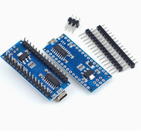 NANO V3.0 con Atmega328p con conector de pin presoldado en la parte de arriba de la parte de abajo de la derecha de la foto de la parte superior de la pantalla de la parte trasera.