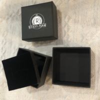 Boîte à bijoux avec couvercle et Base, emballage de stockage avec logo personnalisé, pour bagues, boucles d'oreilles, colliers, bracelets, pendentifs, boîtes en papier pour bijoux
