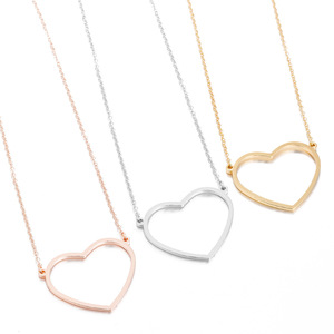 Collar con Colgante <span class=keywords><strong>de</strong></span> Corazón <span class=keywords><strong>de</strong></span> Durazno Geométrico Simple <span class=keywords><strong>de</strong></span> Acero Inoxidable, Joyería Personalizada con Colgante <span class=keywords><strong>de</strong></span> Corazón Hueco - Product Image 1