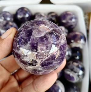 Pierres de guérison de sphère de fluorite arc-en-ciel de mica naturel en gros pour les produits spirituels - Product Image 3
