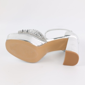 Eleganti <span class=keywords><strong>Tacchi</strong></span> <span class=keywords><strong>con</strong></span> Plateau in <span class=keywords><strong>Argento</strong></span> e Strass per Donna, <span class=keywords><strong>con</strong></span> Cinturino alla Caviglia, Ideali per Feste e Matrimoni - Product Image 5