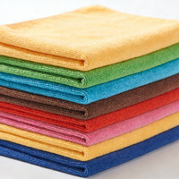 Machine à coudre automatique pour serviettes en microfibre : réduit le taux de défauts dans la production de serviettes avec les meilleurs services