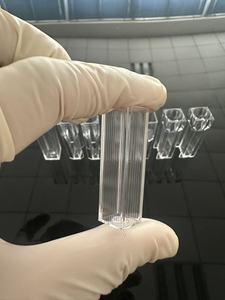 Cuvettes de réaction jetables OEM, micro-gobelets pour échantillons 1,5 ml, 2,5 ml, 4,5 ml, en plastique pour spectrophotomètre, certifiées ISO9001, <span class=keywords><strong>LGL</strong></span>, 3 ans - Product Image 2