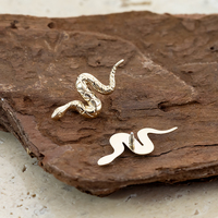 Mode 14K/18K solide or jaune Animal mode serpent en forme de boucles d'oreilles à filetage interne Piercing bijoux pour femmes filles