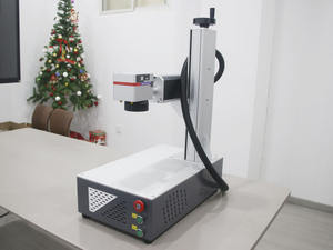 Machine de gravure <span class=keywords><strong>laser</strong></span> à fibre 20W, machine de marquage <span class=keywords><strong>laser</strong></span> à fibre la plus intelligente pour le marquage circonférentiel ou multi-facettes - Product Image 2