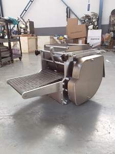 Máquina para Hacer Tortillas de Maíz Industrial Pequeña, Motorizada, de Acero Inoxidable 304, con Capacidad de 30 Piezas/Min, en Venta - Product Image 5